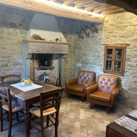 Castagneto Di Savorniano, Il Trebbio Hébergement de vacances